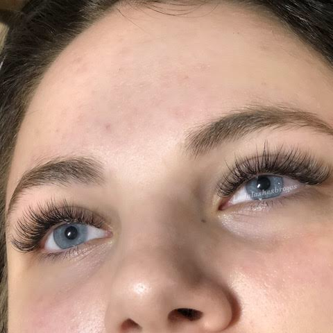 Hybrid Eyelashes